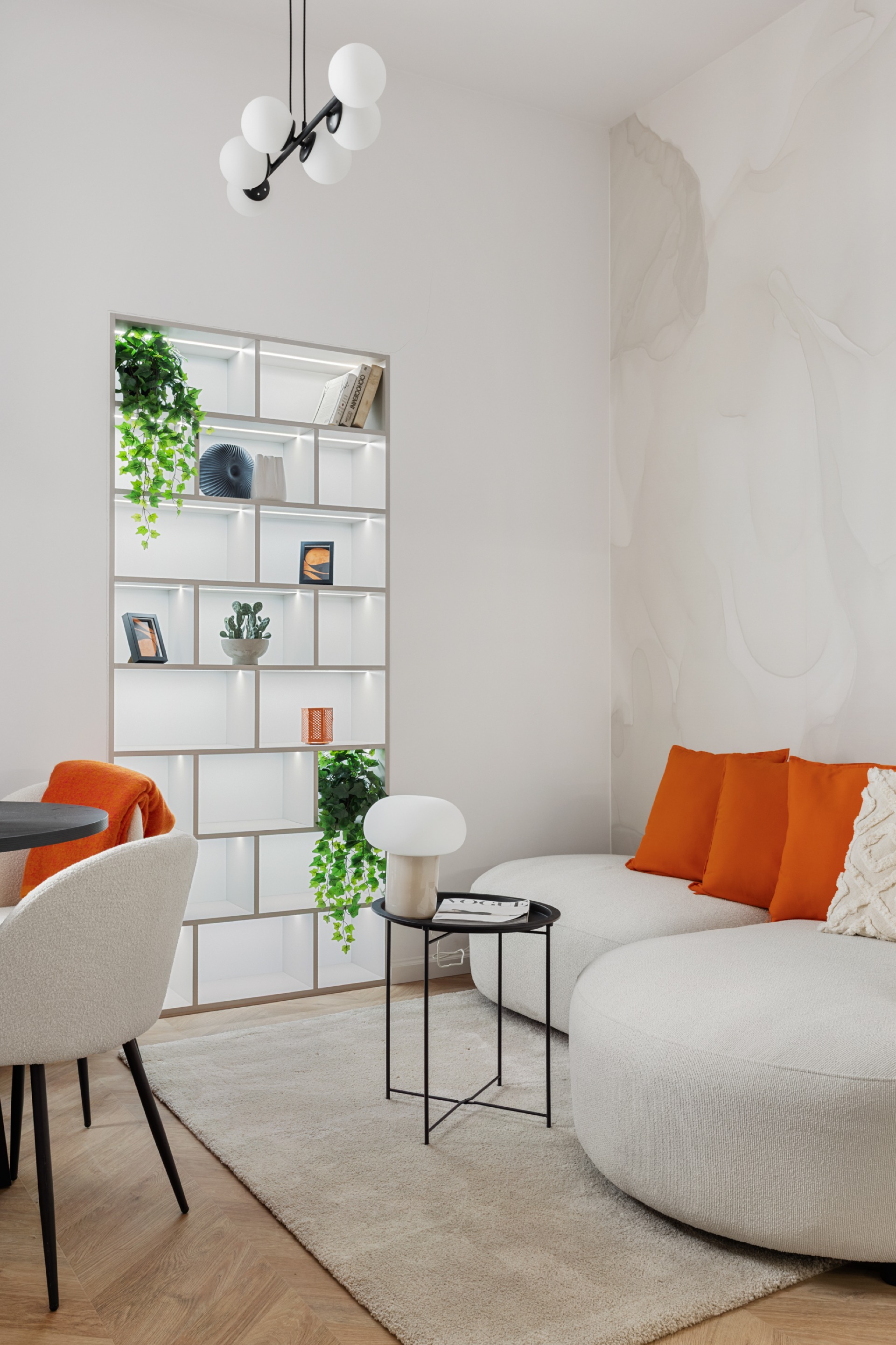 Nowoczesne 2 pokoje w Centrum – reprezentacyjna kamienica